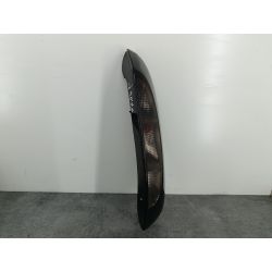 LAMPA TYLNA PRAWA OPEL CORSA C 1.2 ECOTEC 75KM1.2 16V200589307501Z21K734485                                            