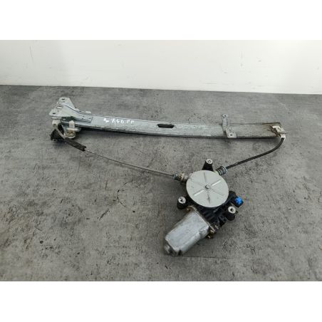 PODNOŚNIK SZYBY PRAWY PRZÓD HONDA JAZZ II 1.4 I-DSI 1.4 I-DSI 2003 B506M 83 4746 