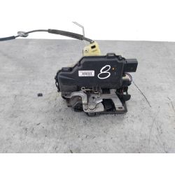 ZAMEK DRZWI PRAWY PRZÓD VW PASSAT B5 FL 1.9 TDI 100KM1.9 TDI20043B1837016CALA7W1004723                                            