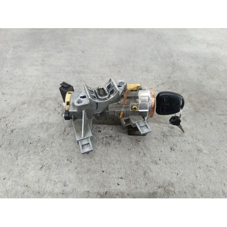 STACYJKA MITSUBISHI LANCER VIII  1.6 16V 2006 MR587993  X1T1627M X42B 98 4731 