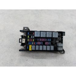 SKRZYNKA BEZPIECZNIKÓW ZEWNĘTRZNA KIA SORENTO I 2.5 CRDI 140KM2.5 CRDI200491160-3E040YC1404778                                            