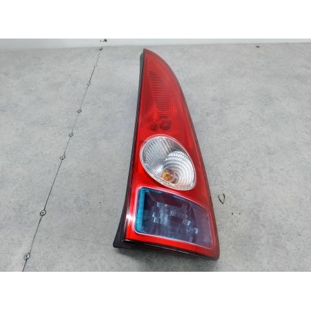 LAMPA TYLNA PRAWA RENAULT ESPACE IV 2.0 16V 2003 8200027152 TED47 163 4784 