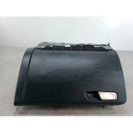 SCHOWEK PASAŻERA AUDI A4 B8 2.0 TDI 143KM 2.0 TDI 2009 8K1857035A LY9B 140 4884 