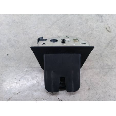 ZAMEK KLAPY AUDI A4 B8 2.0 TDI 143KM 2.0 TDI 2009 LY9B 140 4884 