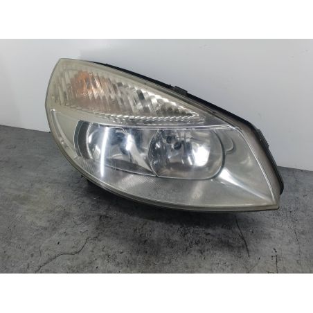 LAMPA PRZÓD PRAWA RENAULT SCENIC II 1.6 16V 115KM 1.6 16V 2004 TEF43 115 4843 