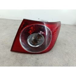 LAMPA TYLNA PRAWA CHEVROLET EPICA 2.0 D20071504825                                            