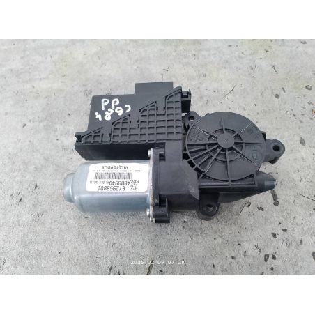 SILNICZEK SZYBY PRAWY PRZÓD VW POLO IV FL 9N 1.4 TDI 70KM 1.4 TDI 2006 6Y2959801  400894D LA7W 70 4892 