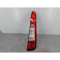 LAMPA TYLNA PRAWA FORD FOCUS C-MAX 1.6 TDCI20053M5113A602-AAI2904912                                            