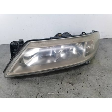 LAMPA PRZÓD LEWA XENON RENAULT LAGUNA II 1.8 16V 120KM 1.8 16V 2002 8200163323 89006908  VALEO NV676 120 4855 