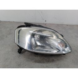 LAMPA PRZÓD PRAWA VW FOX 1.2 6V 55KM1.2 6V2005LA7W544908                                            