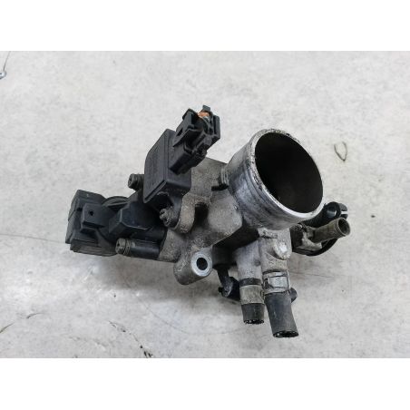 PRZEPUSTNICA HYUNDAI COUPE III 1.6 16V 2001 35150-22600 UC 105 4894 