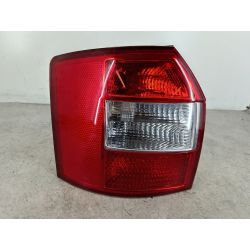 LAMPA TYLNA LEWA AUDI A4 B6 2.0 20V 131KM2.0 20V200208-441-1971L-R  LY7W1314682                                            