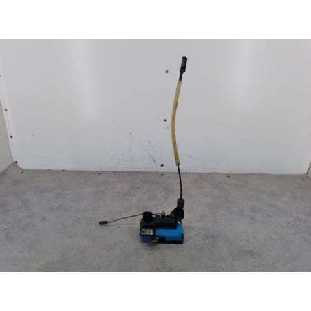 ZAMEK DRZWI PRAWY PRZÓD VOLVO V70 II 2.4 170KM 2.4 20V 2004 8650546 455 170 4706 