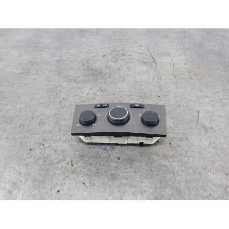 PANEL NAWIEWU OPEL ASTRA H 1.7 CDTI 100KM 1.7 CDTI 2005 13201300 Z157 100 4647 