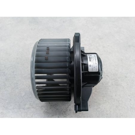 WENTYLATOR NAWIEWU, DMUCHAWA TOYOTA AVENSIS II T25 2.0 VVT-I 147KM 2.0 16V 2004 MF016070-0610  1C0 147 4717 