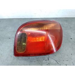 LAMPA TYLNA PRAWA TOYOTA YARIS I FL 1.5 16V200452-0492091034393                                            