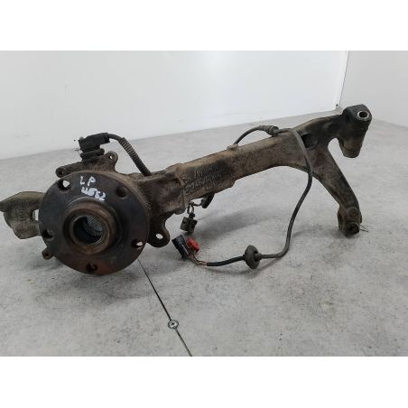 ZWROTNICA LEWY PRZÓD SKODA SUPERB I 2.8 V6 193KM 2.8 V6 2002 8D0407257 LF9R 193 4652 