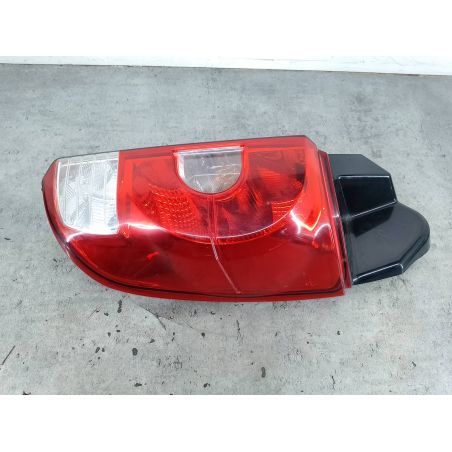 LAMPA TYLNA PRAWA MITSUBISHI COLT VI FL 1.3 16V 2008 8330A480 P04 95 4663 