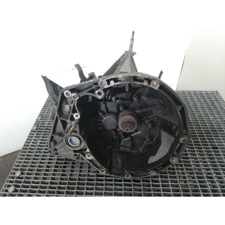 SKRZYNIA BIEGÓW MANUALNA 5 RENAULT LAGUNA II FL 2.0 16V 2005 JR5123 NV676 135 4702 