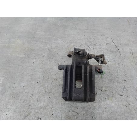 ZACISK HAMULCOWY PRAWY TYŁ VW PASSAT B5 FL 1.9 TDI 100KM 1.9 TDI 2002 LC9Z 100 4967 