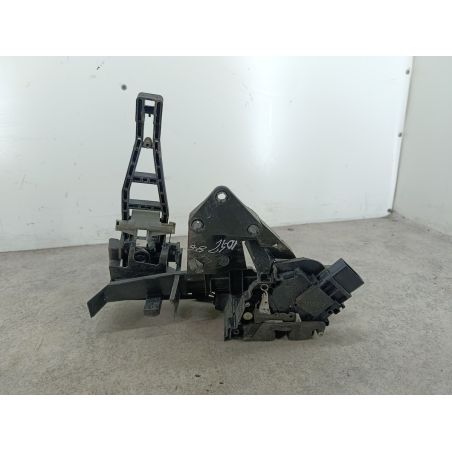 ZAMEK DRZWI LEWY PRZÓD FORD FOCUS II 1.6 TDCI 90KM 1.6 TDCI 2007 3M5AR21813ER H4 88 4286 