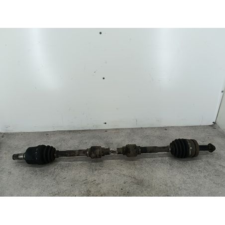 PÓŁOŚ PRAWA PRZÓD KIA CARENS IV 1.7 CRDI 2013 K7N 136 4924 