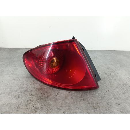 LAMPA TYLNA LEWA SEAT TOLEDO III 1.9 TDI 105KM 1.9 TDI 2007 5P5945095C  5P5945111A  5P5945095D  5P5945111B LC9Z 105 4827 