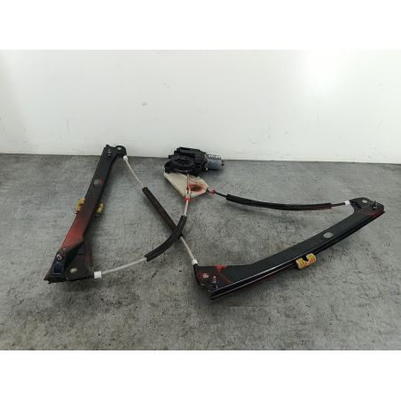 PODNOŚNIK SZYBY PRAWY PRZÓD VW POLO V 6R 1.2 12V 60KM 1.2 12V 2012 6R0959802T  S850311037  0130822530  6R4837462D   BOSCH LP3G 60 4915 