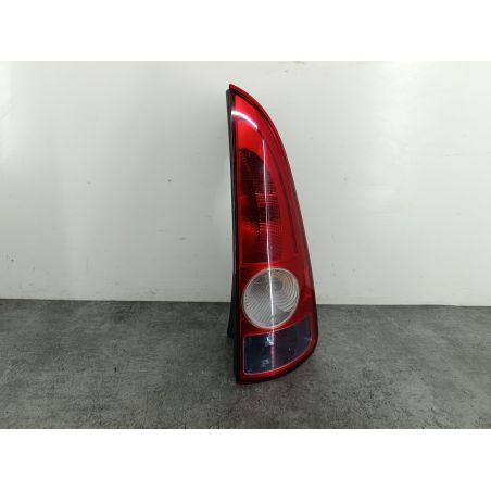 LAMPA TYLNA PRAWA RENAULT ESPACE IV 3.5 V6 245KM 3.5 V6 2003 8200027152 TEA19 240 4569 