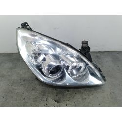 LAMPA PRZÓD PRAWA OPEL VECTRA C FL 1.9 CDTI 120KM1.9 CDTI200820-B041R TYCZ1571205007                                            