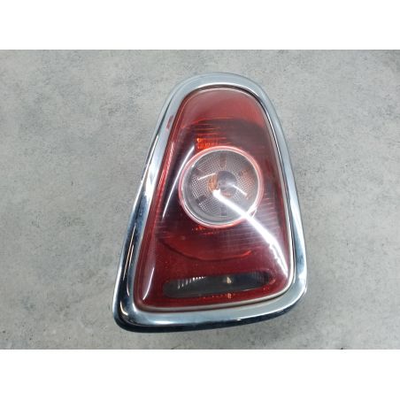 LAMPA TYLNA PRAWA MINI R56 1.6 16V 2006 2757010 2757012 A25/9 120 5020 