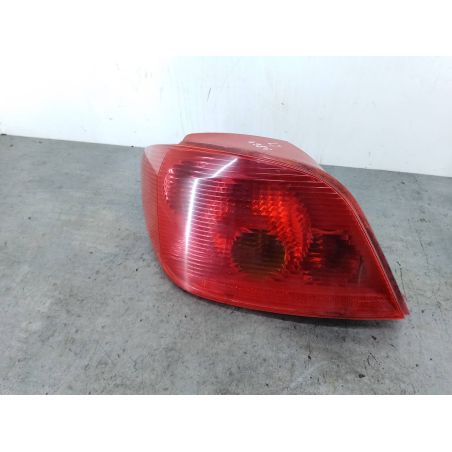LAMPA TYLNA LEWA PEUGEOT 307 1.4 16V 88KM 1.4 16V 2004  VALEO EZR 88 4986 