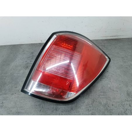 LAMPA TYLNA PRAWA OPEL ASTRA H 1.7 CDTI 100KM 1.7 CDTI 2004 24451840 417002 Z155 100 4618 