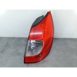 LAMPA TYLNA PRAWA RENAULT SCENIC II 1.6 16V20068200474327-A 2SK009467-02-37  HELLATEDNE1124824                                            