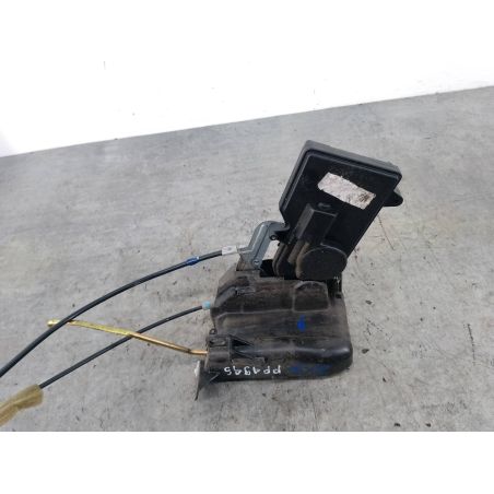 ZAMEK DRZWI PRAWY PRZÓD MAZDA 2 I 1.6 101KM 1.6 16V 2003 17V 101 4945 