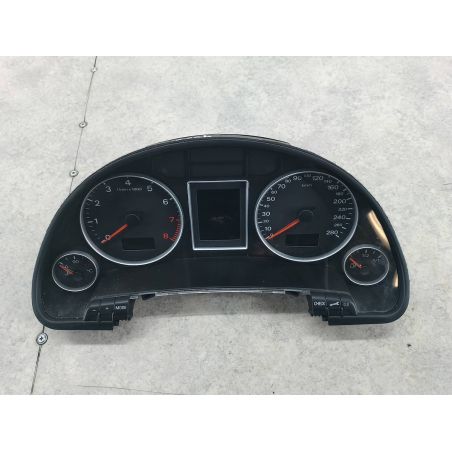 LICZNIK AUDI A4 B7 2.0 TFSI 200KM 2.0 TFSI 2005 8E0920900S 1036901830  BOSCH LY1Q 200 4934 