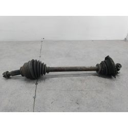 PÓŁOŚ LEWA PRZÓD RENAULT TRAFIC II 1.9 DCI1.9 DCI2006D311004871                                            