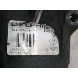 POMPA, SPRĘŻARKA KLIMATYZACJI RENAULT TRAFIC II 1.9 DCI1.9 DCI20067700105765D311004871                                            