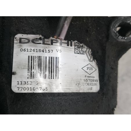 POMPA, SPRĘŻARKA KLIMATYZACJI RENAULT TRAFIC II 1.9 DCI 1.9 DCI 2006 7700105765 D31 100 4871 