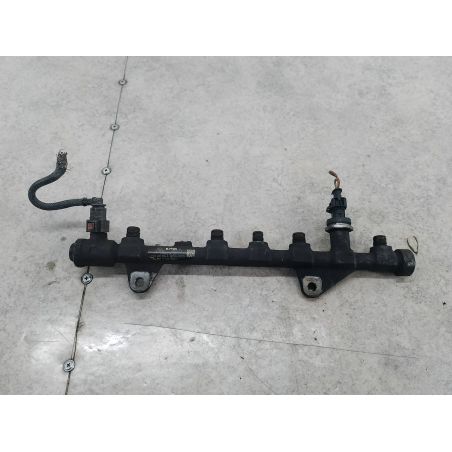 LISTWA WTRYSKOWA DIESEL RENAULT TRAFIC II 1.9 DCI 1.9 DCI 2006 8200600206 0445214127  BOSCH D31 100 4871 