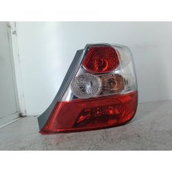 LAMPA TYLNA PRAWA HONDA CIVIC VII 1.6 16V2004KOITOB92P1104933                                            
