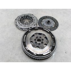 KOŁO DWUMASOWE KOMPLETNE NISSAN QASHQAI I 1.5 DCI 109KM1.5 DCI2011323083710 415040010 123072810 Z111095079                                            