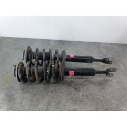 AMORTYZATORY PRZÓD KOMPLET AUDI A4 B5 LIFT 1.8 20V2000341842  KYBLY7W1255045                                            