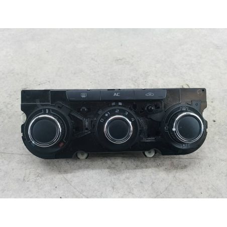 PANEL NAWIEWU SKODA OCTAVIA II 1.6 MPI 102KM 1.6 MPI 2012 3T0820047AB 5HB009752 LF8L 102 5080 