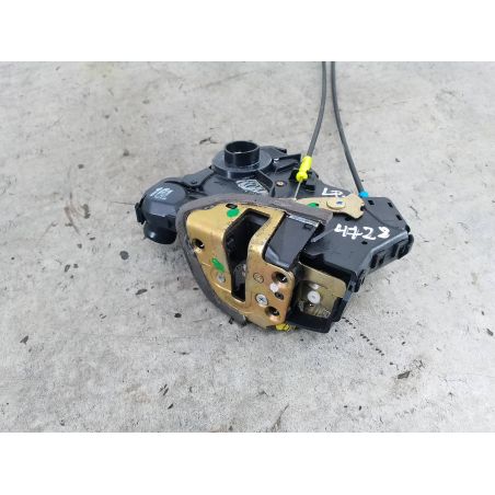 ZAMEK DRZWI LEWY PRZÓD TOYOTA AVENSIS II T25 2.0 D-4D 116KM 2.0 D-4D 2003 8P4 116 4728 