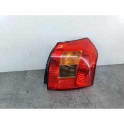 LAMPA TYLNA PRAWA TOYOTA COROLLA IX E12 1.4 16V VVT-I 97KM1.4 16V20046R4974899                                            