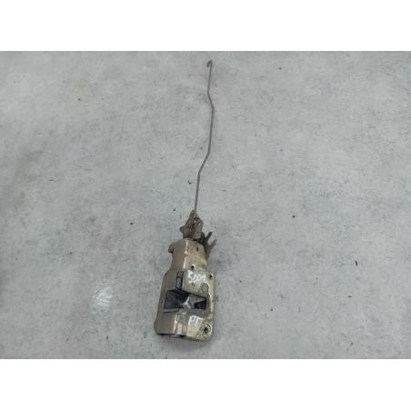 ZAMEK DRZWI PRAWY TYŁ VW TRANSPORTER T4 2.4 D 78KM 2.4 D 1994 701837016B LL6N 78 5001 