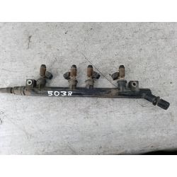 LISTWA WTRYSKOWA BENZYNA FIAT GRANDE PUNTO 1.41.4 8V2007CB261 MAGNETI  MARELLI163775038                                            