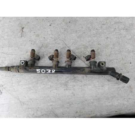 LISTWA WTRYSKOWA BENZYNA FIAT GRANDE PUNTO 1.4 1.4 8V 2007 CB261 MAGNETI  MARELLI 163 77 5038 