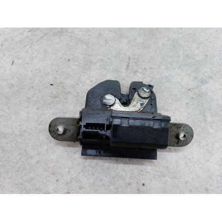 ZAMEK KLAPY OPEL CORSA D 1.2 16V 80KM 1.2 16V 2007 Z474 80 5010 